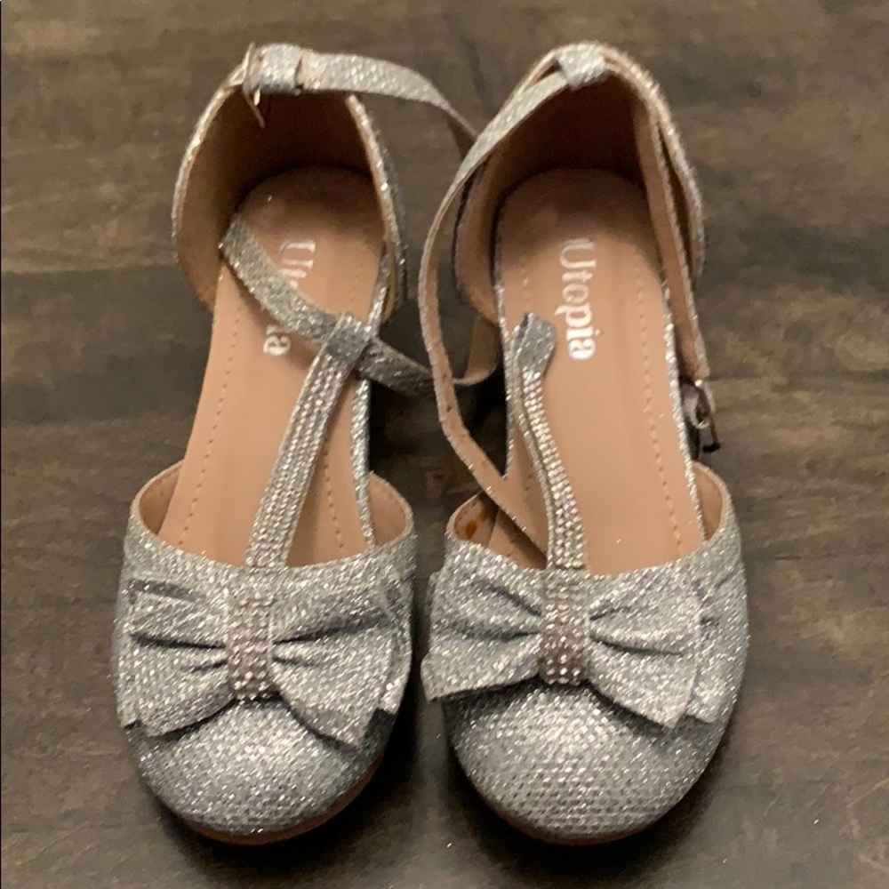 Super cute! Perfect for any special occasion